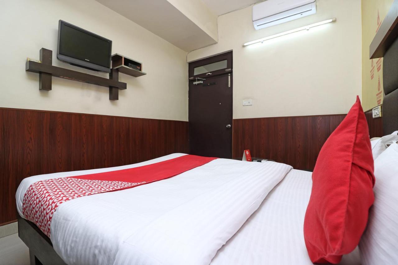 Oyo 2075 Hotel Kota Royal Экстерьер фото